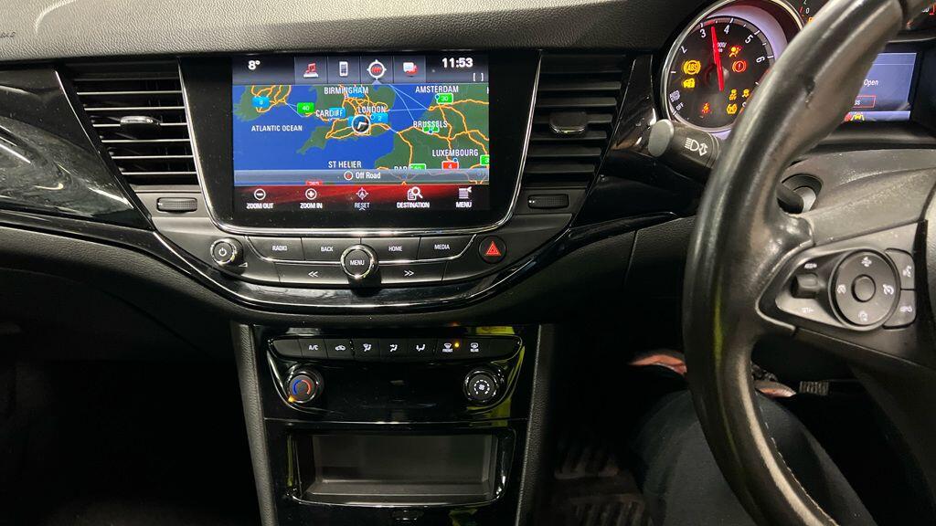 Used Vauxhall Astra 2018 for sale - 77215898: Photo 2