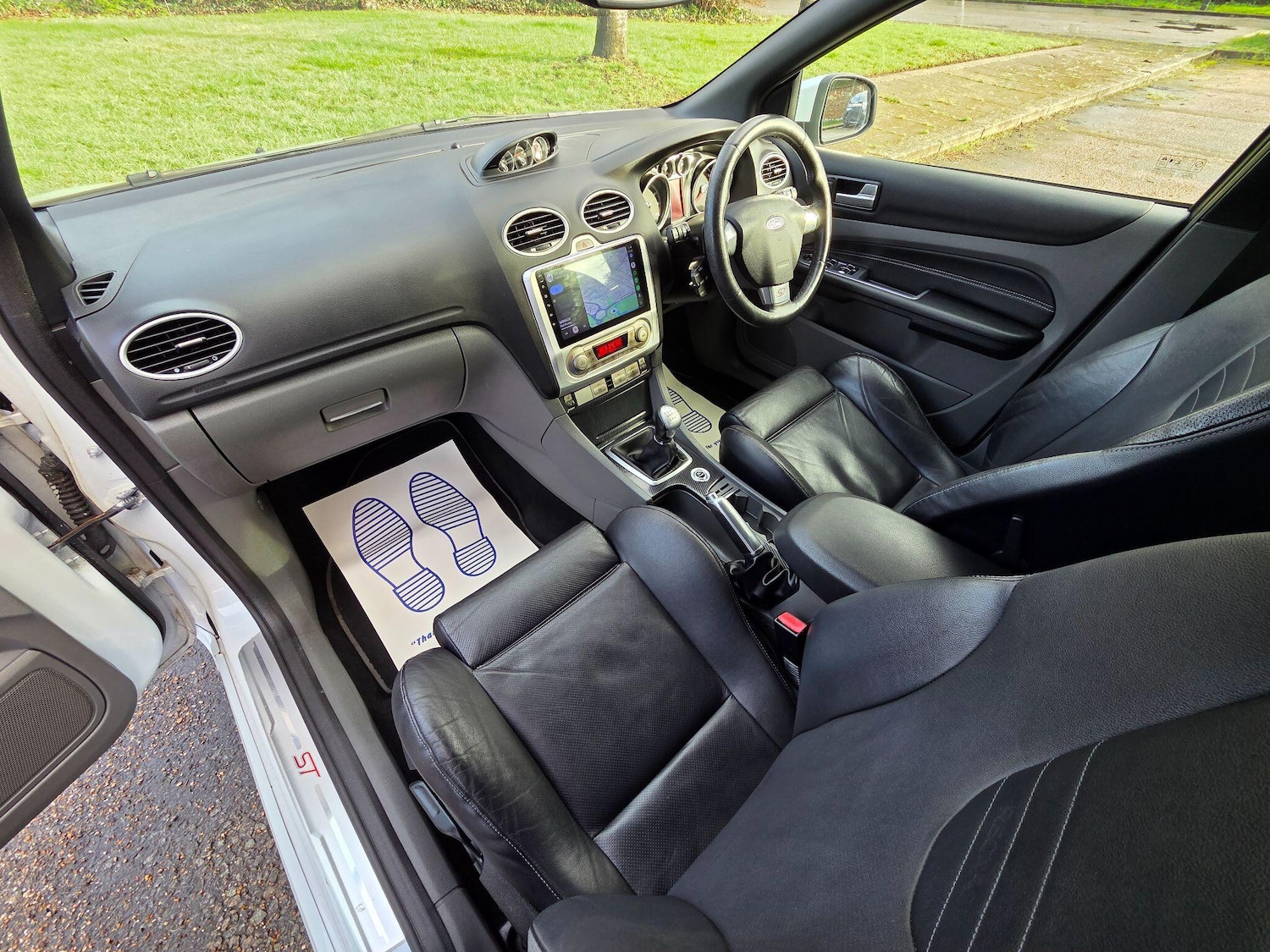 Used Ford Focus 2010 for sale - 77190649: Photo 22