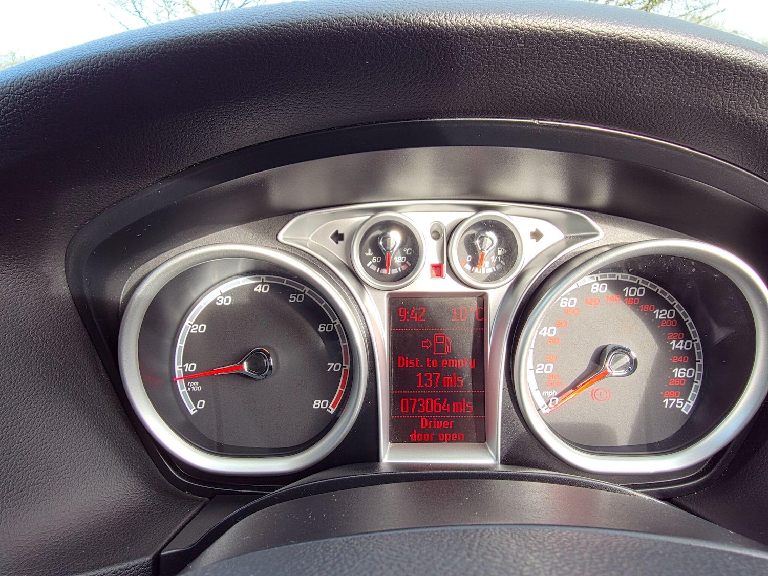 Used Ford Focus 2010 for sale - 77190649: Photo 39