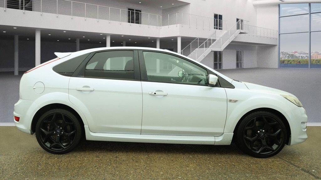 Used Ford Focus 2010 for sale - 77190649: Photo 7