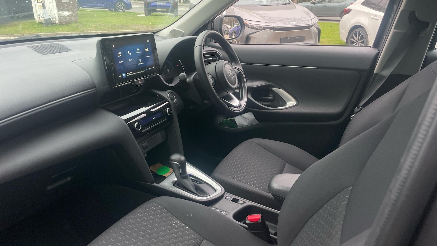 Used Toyota Yaris Cross 2024 for sale - 77662369: Photo 10