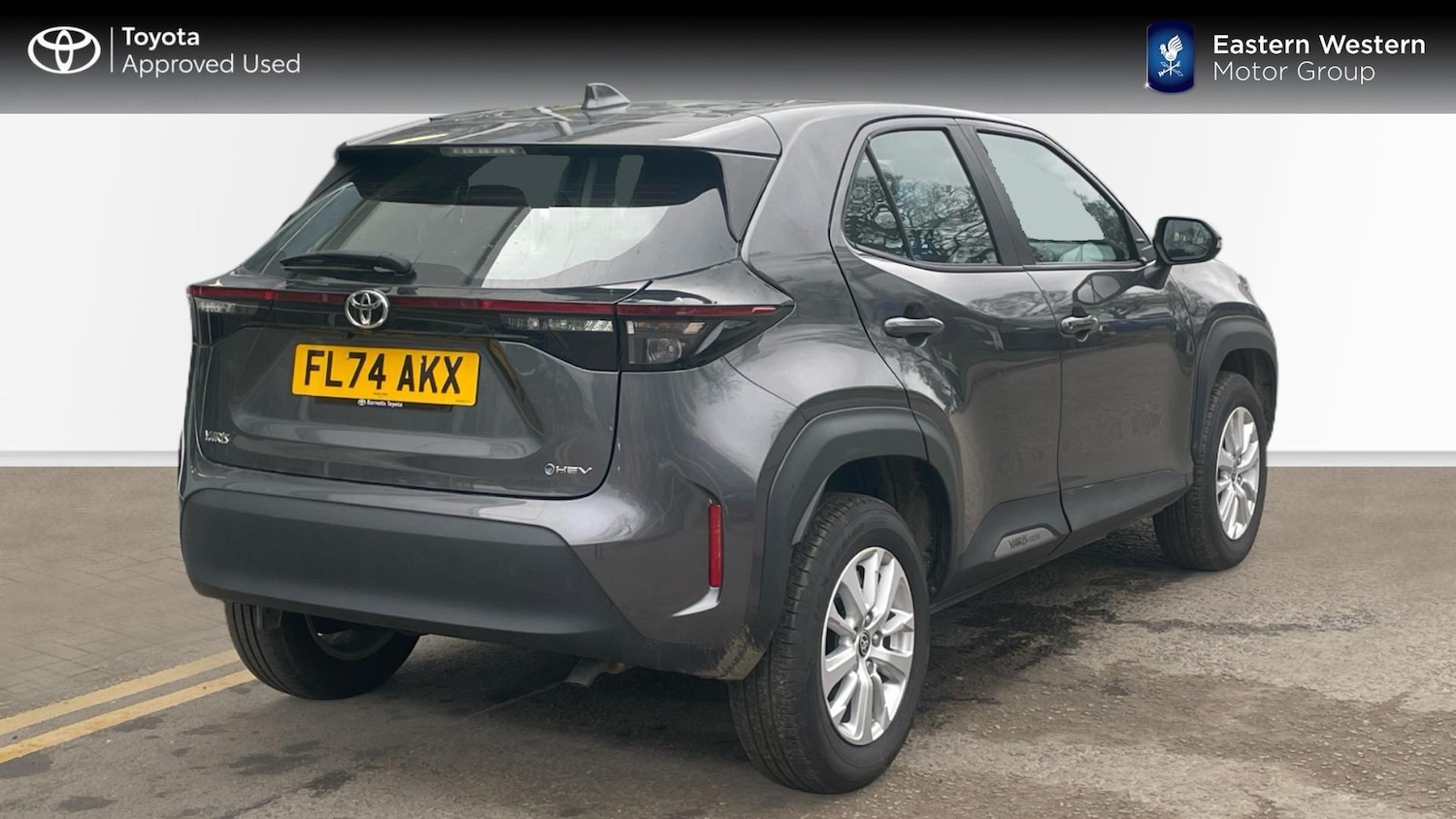 Used Toyota Yaris Cross 2024 for sale - 77662369: Photo 2