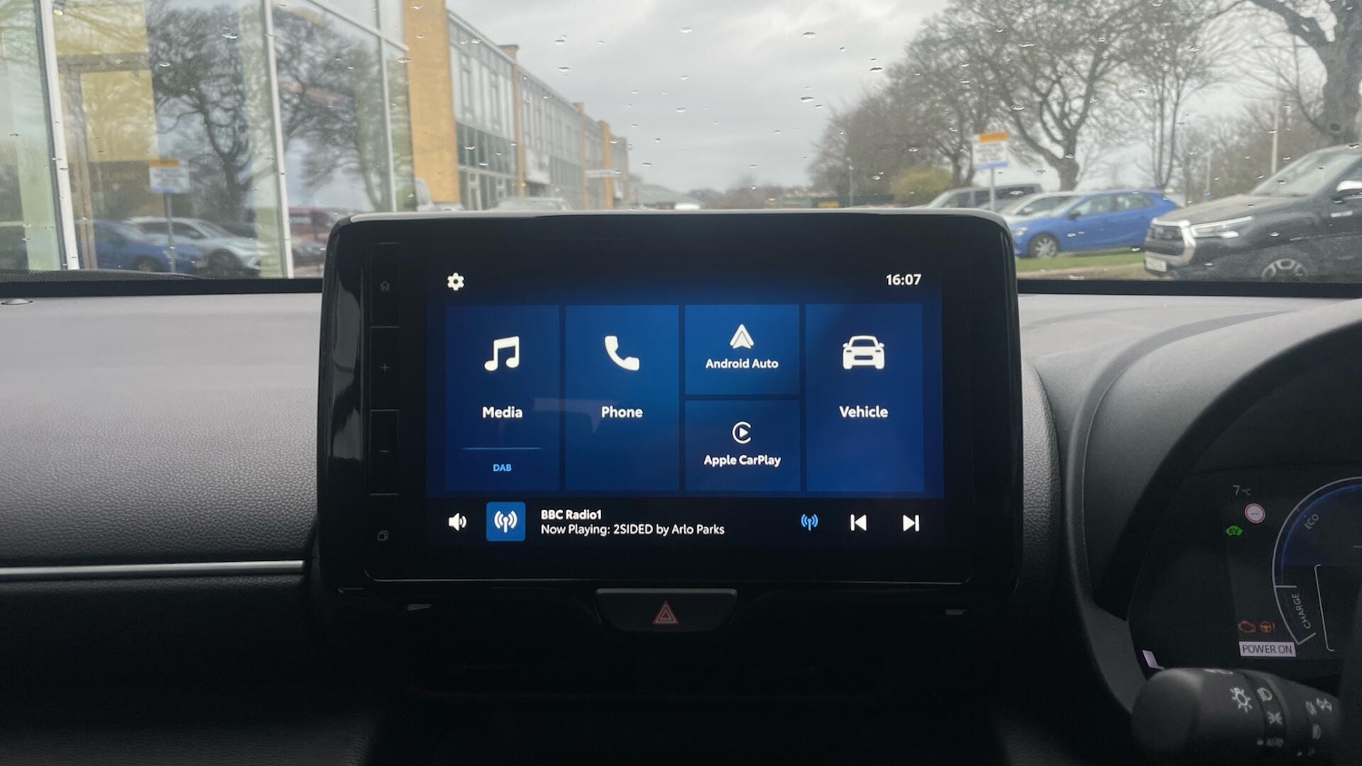 Used Toyota Yaris Cross 2024 for sale - 77662369: Photo 7