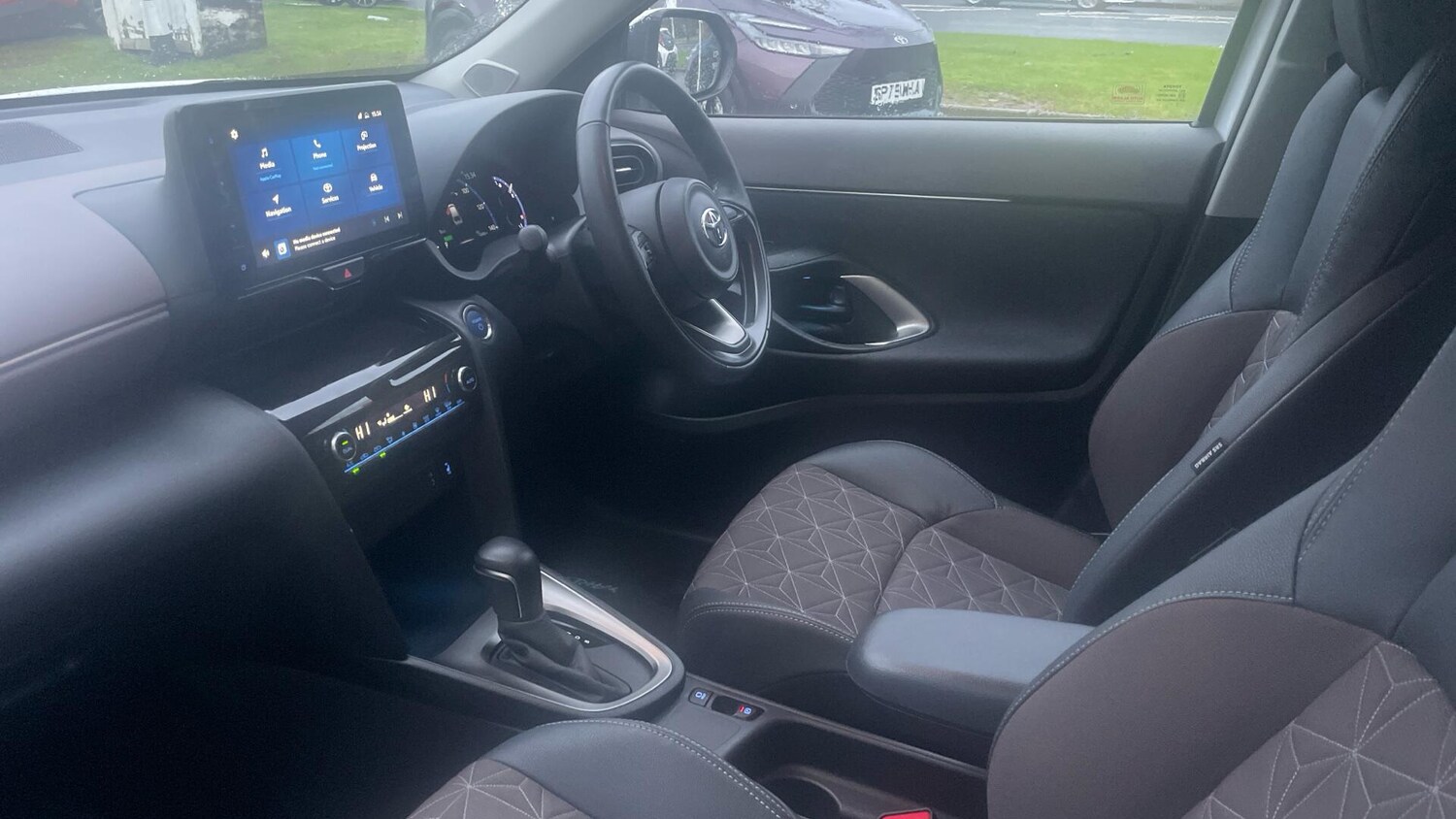 Used Toyota Yaris Cross 2023 for sale - 77363995: Photo 10