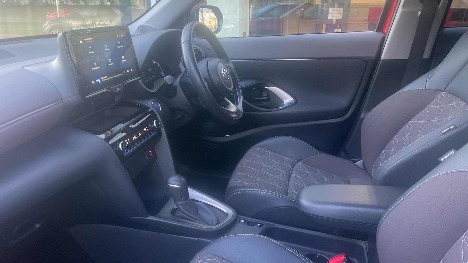 Used Toyota Yaris Cross 2023 for sale - 77104059: Photo 10