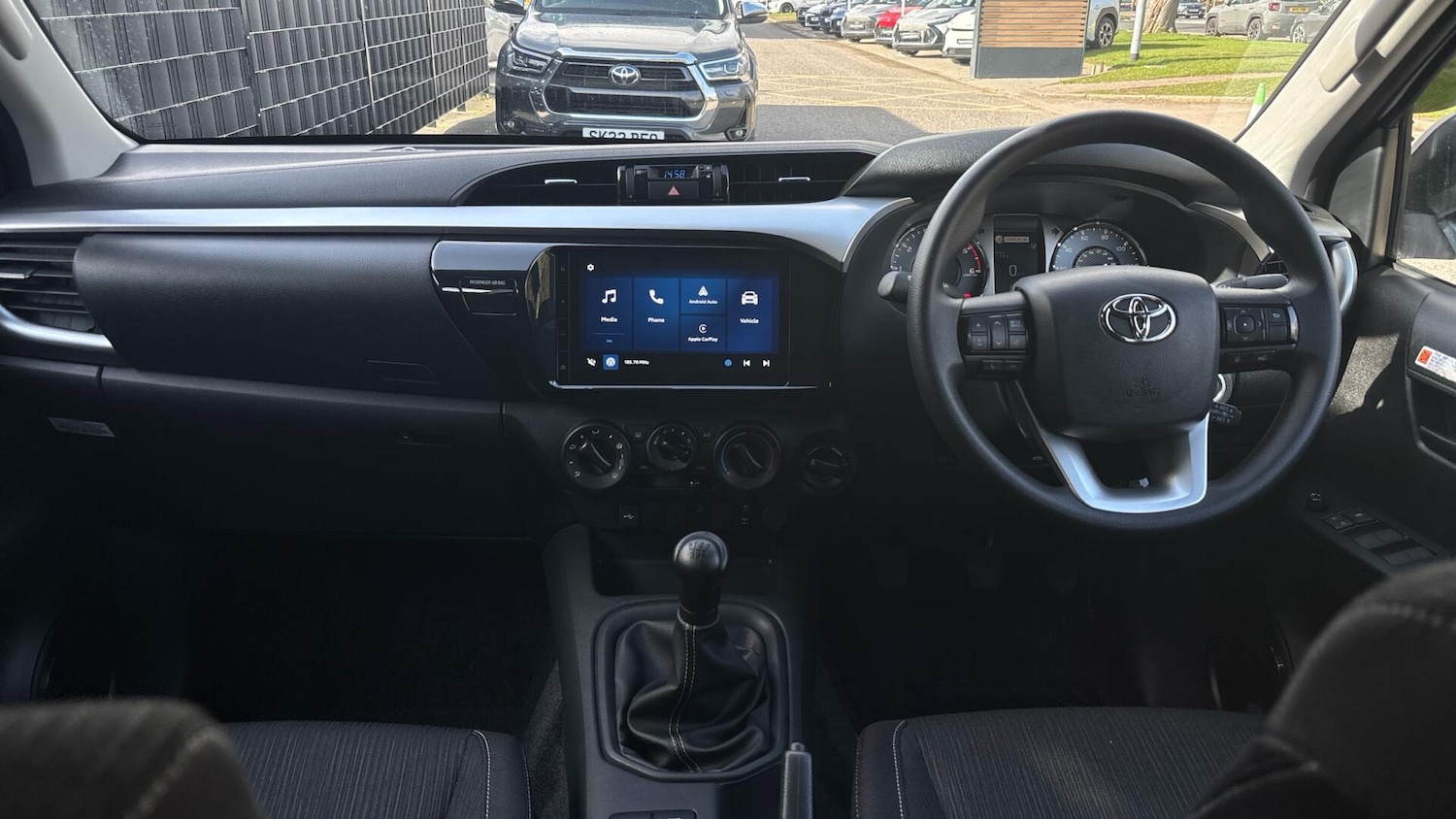 Used Toyota Hilux 2025 for sale - 78098831: Photo 5