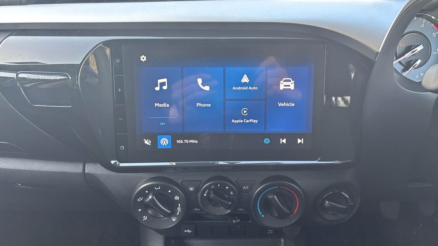 Used Toyota Hilux 2025 for sale - 78098831: Photo 7