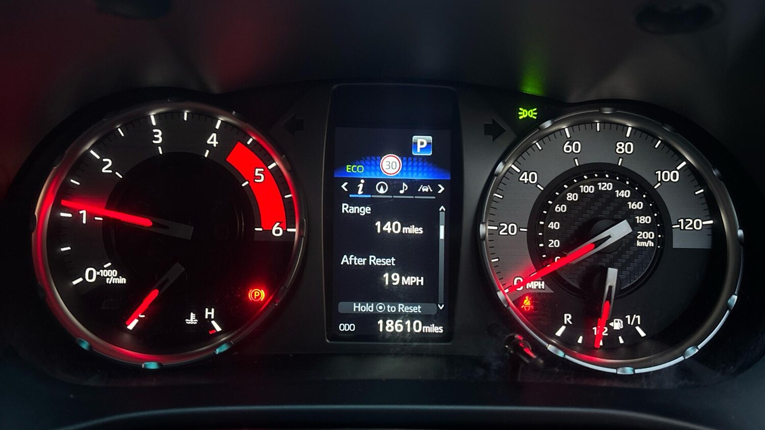 Used Toyota Hilux 2023 for sale - 76693280: Photo 9