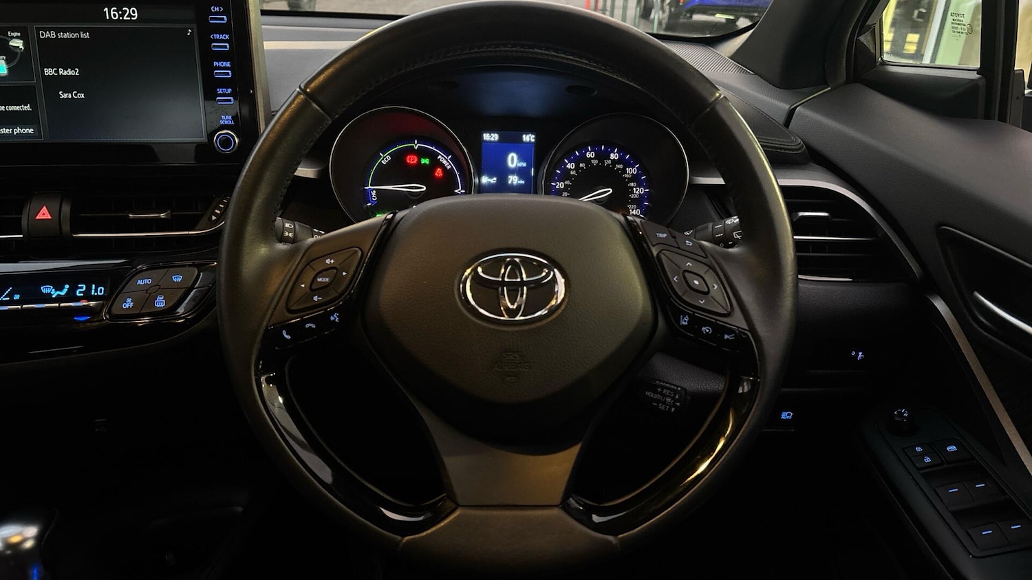 Used Toyota C-HR 2022 for sale - 76674538: Photo 8