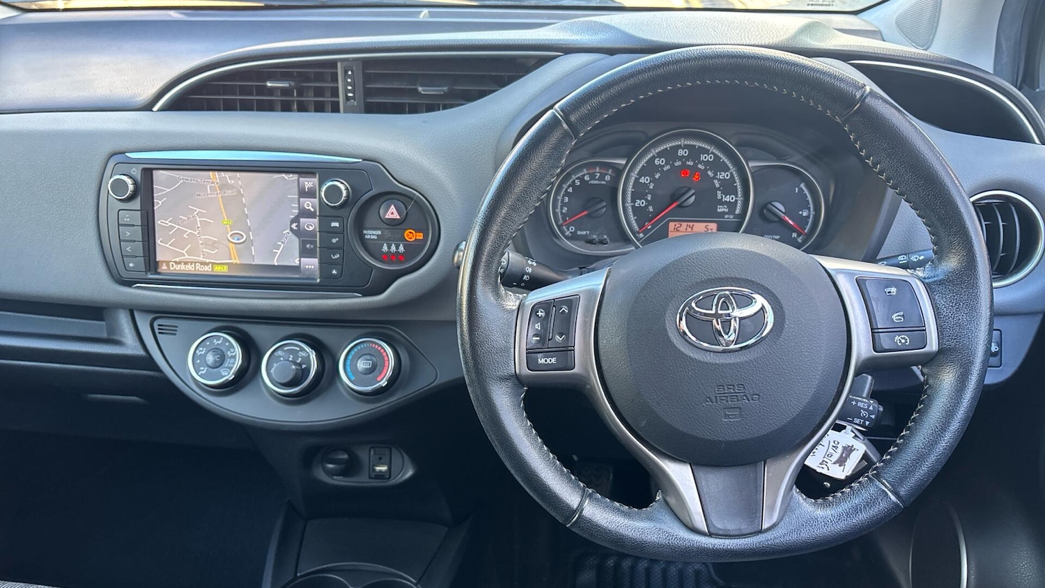 Used Toyota Yaris 2017 for sale - 76673621: Photo 6