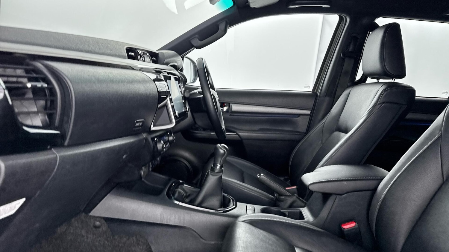 Used Toyota Hilux 2023 for sale - 77167966: Photo 10