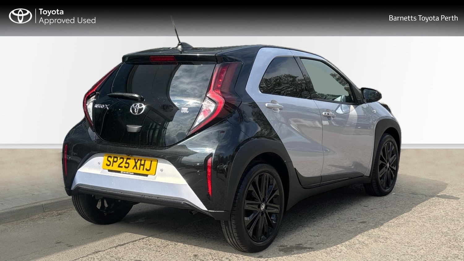 Used Toyota Aygo X 2025 for sale - 76679874: Photo 2