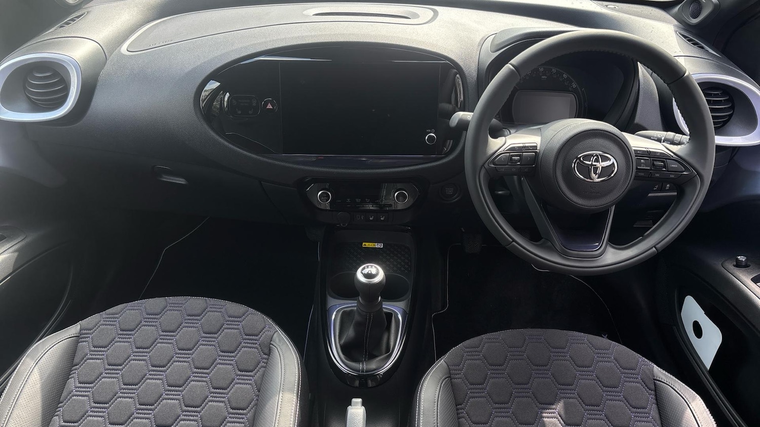 Used Toyota Aygo X 2025 for sale - 76679874: Photo 5