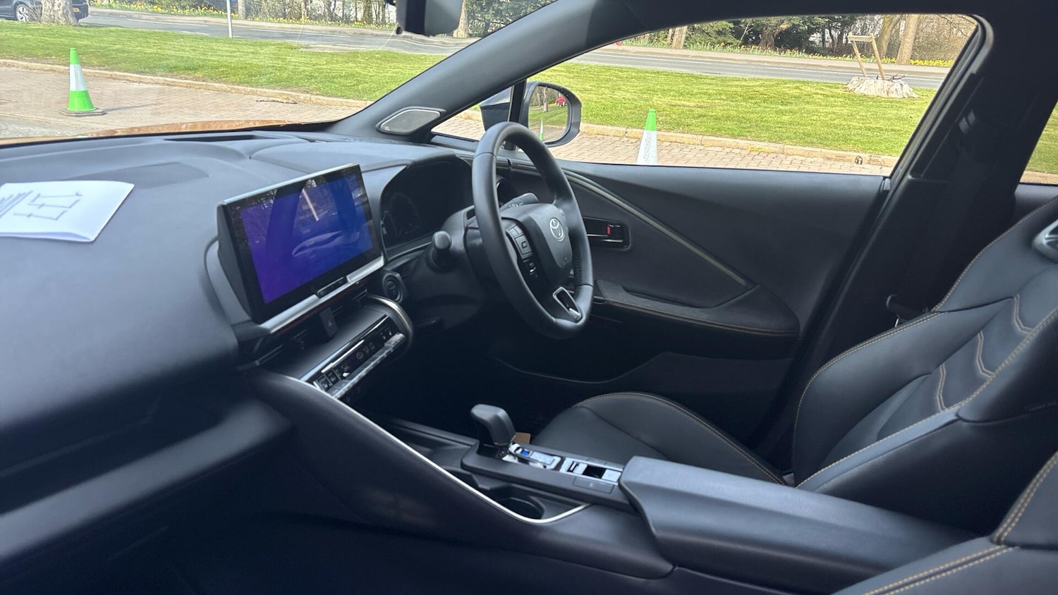 Used Toyota C-HR 2024 for sale - 78175557: Photo 5