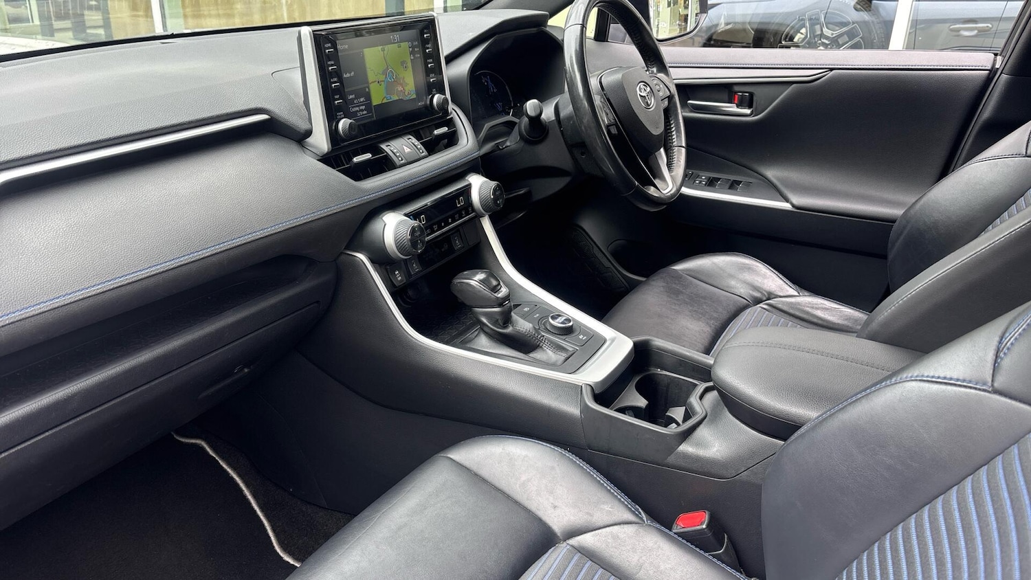 Used Toyota RAV4 2019 for sale - 76673791: Photo 10