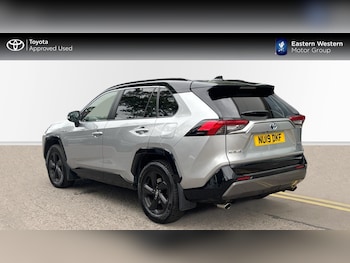 Used Toyota RAV4 2019 for sale - 76673791: Photo