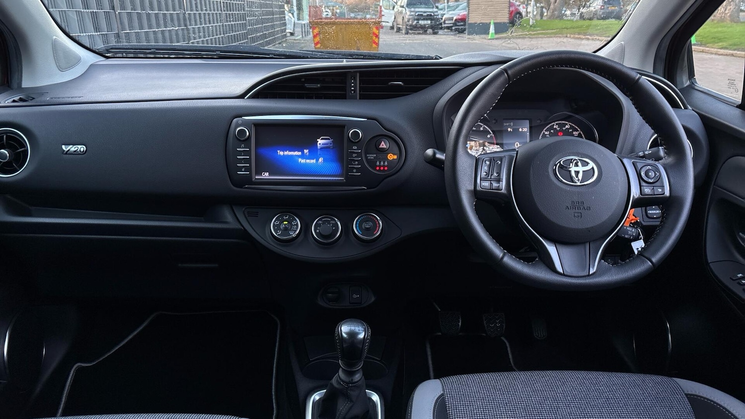 Used Toyota Yaris 2020 for sale - 77775077: Photo 5