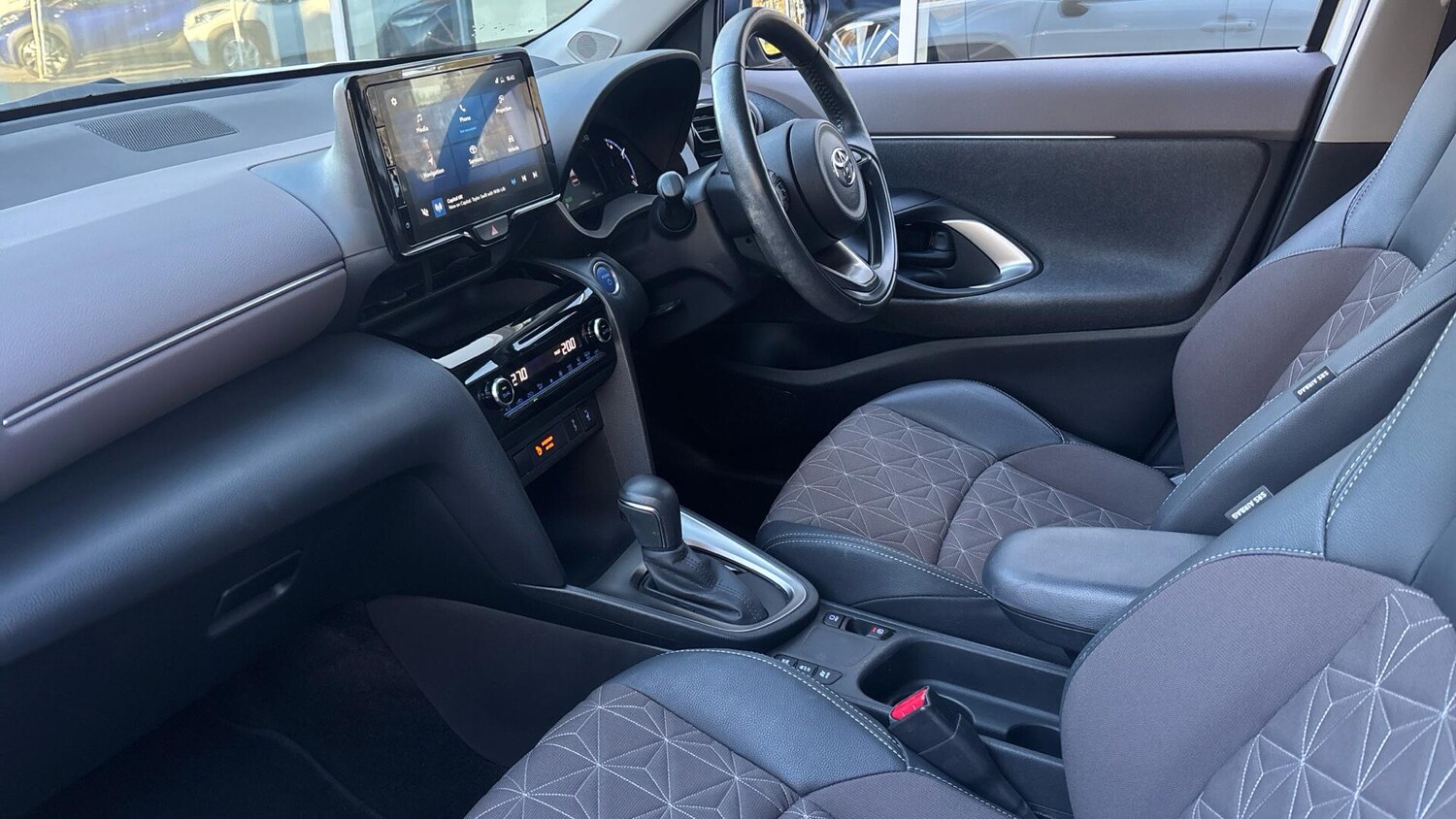 Used Toyota Yaris Cross 2022 for sale - 76674937: Photo 10