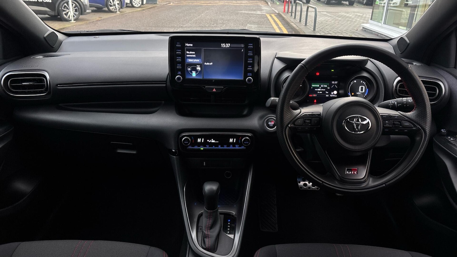 Used Toyota Yaris 2023 for sale - 76676198: Photo 5