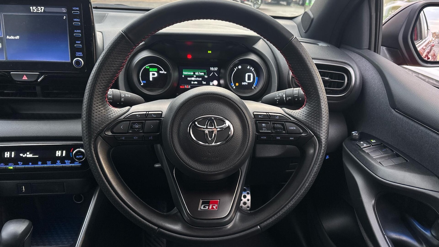Used Toyota Yaris 2023 for sale - 76676198: Photo 8