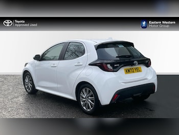 Used Toyota Yaris 2022 for sale - 76693276: Photo