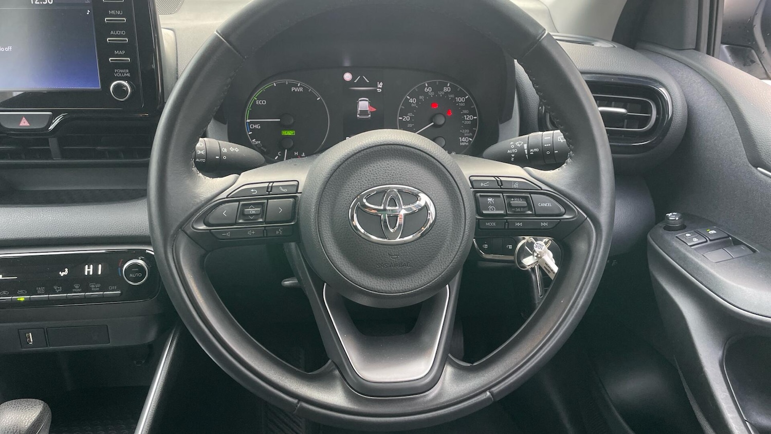 Used Toyota Yaris 2022 for sale - 76693276: Photo 8