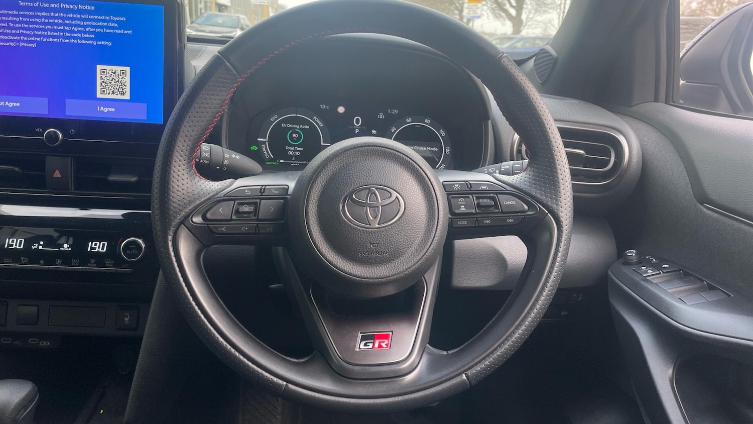 Used Toyota Yaris Cross 2025 for sale - 77650222: Photo 6
