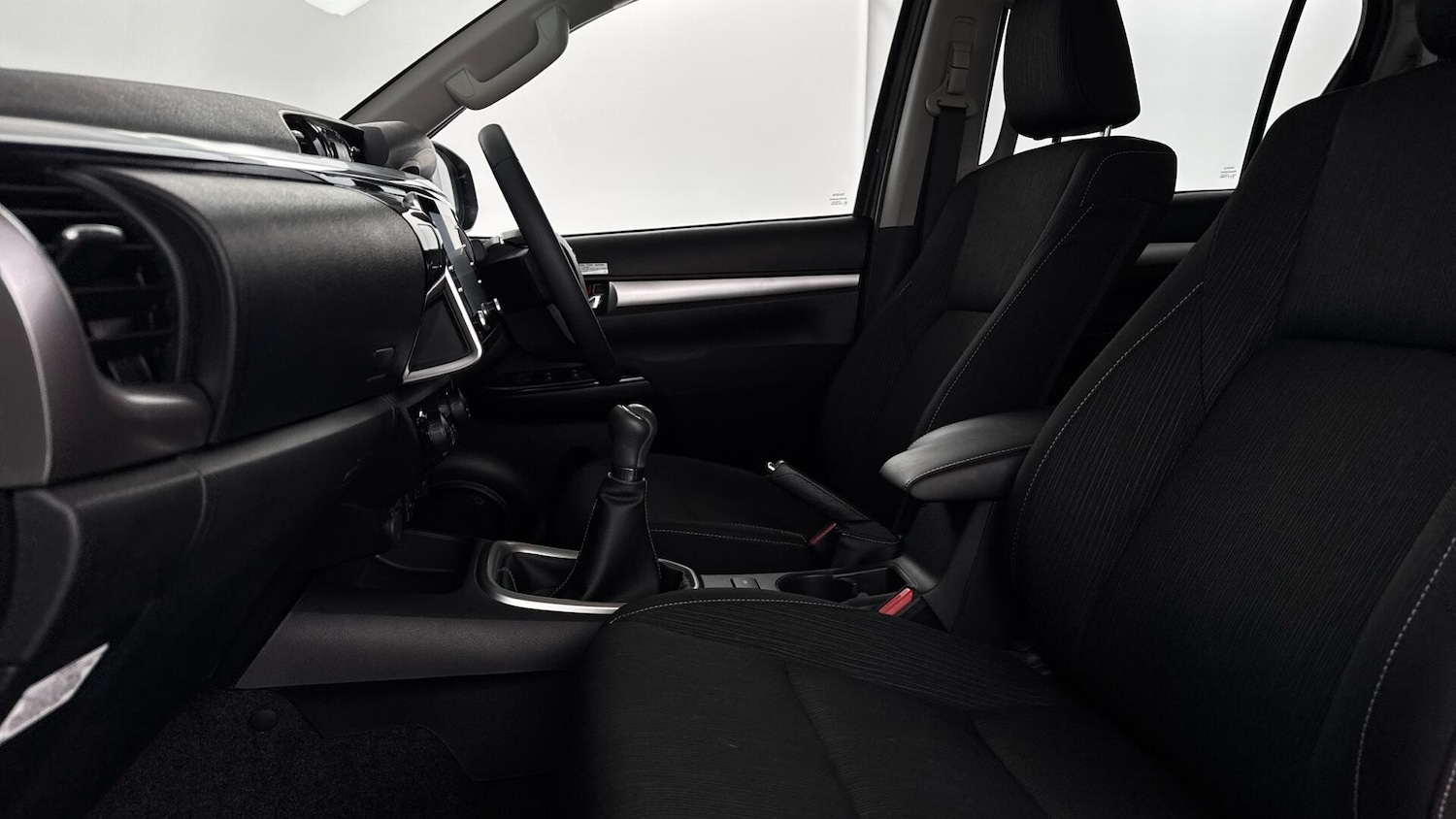 Used Toyota Hilux 2024 for sale - 77297094: Photo 10