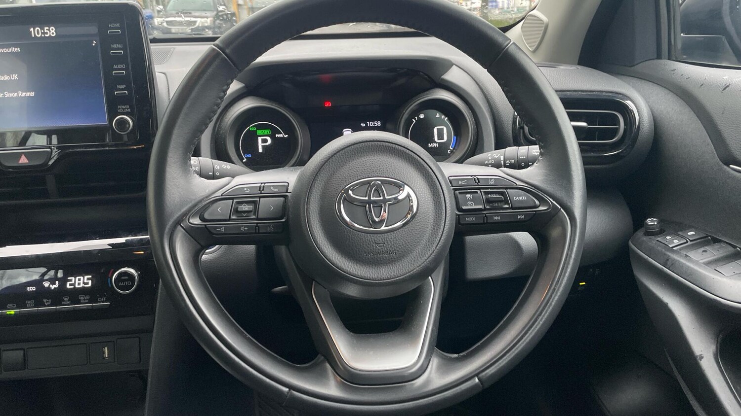 Used Toyota Yaris Cross 2022 for sale - 77577894: Photo 8