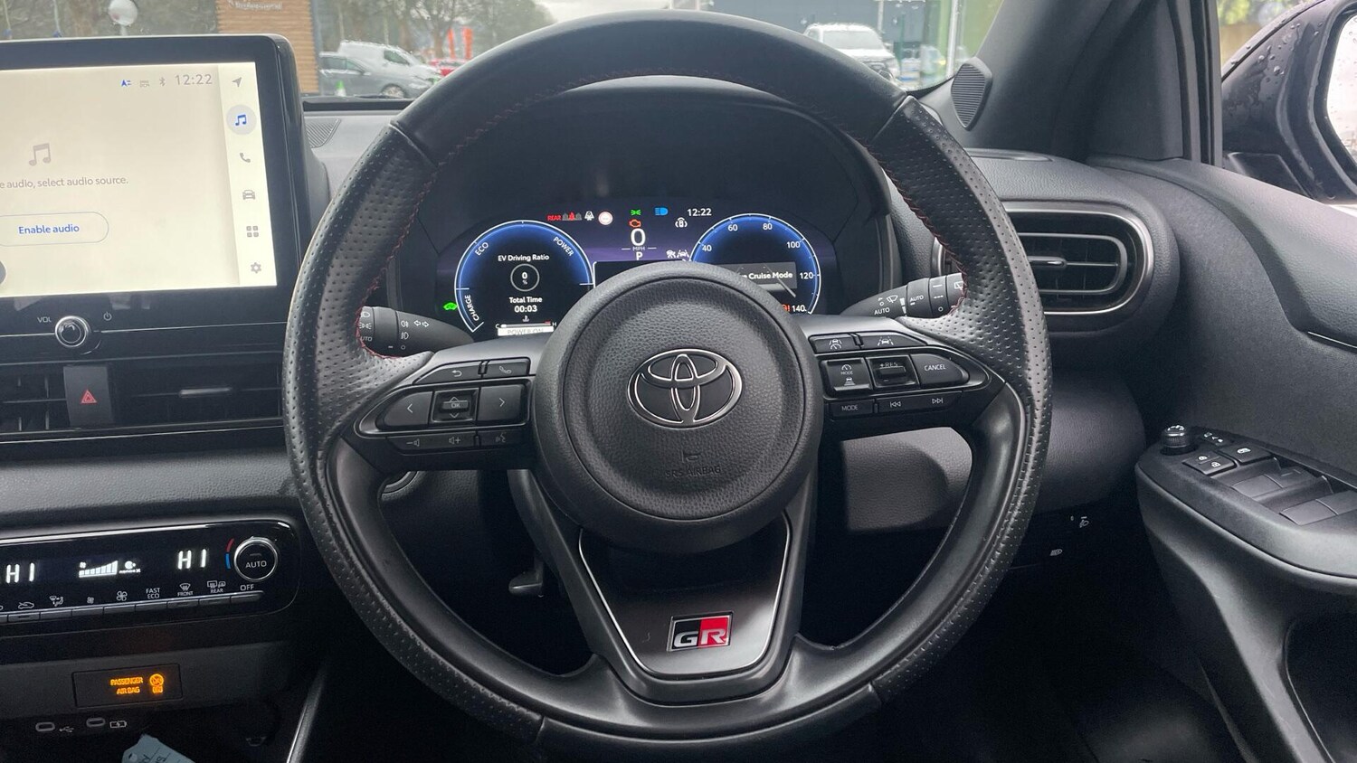 Used Toyota Yaris 2024 for sale - 77388614: Photo 8