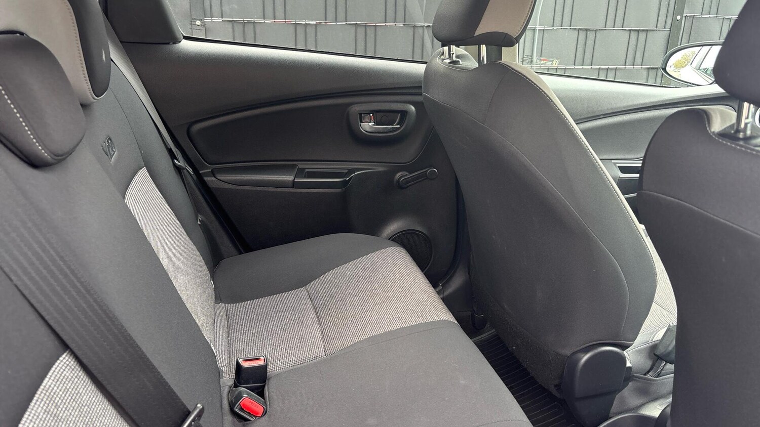 Used Toyota Yaris 2020 for sale - 78222763: Photo 8