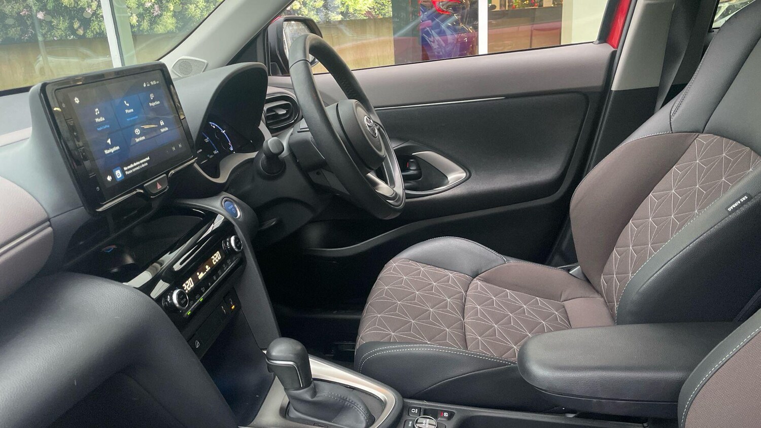 Used Toyota Yaris Cross 2023 for sale - 76945820: Photo 10