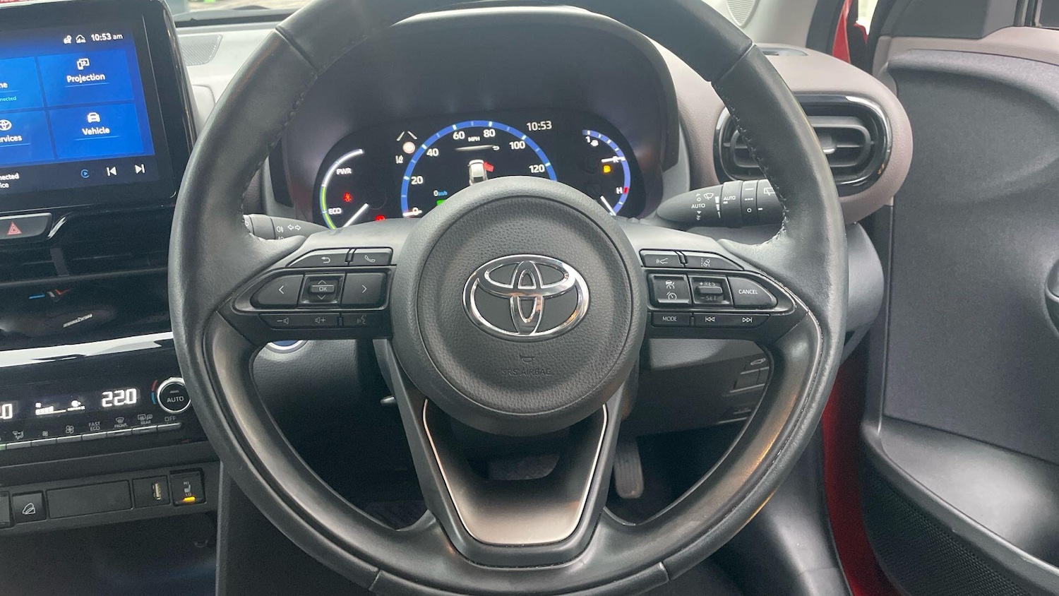 Used Toyota Yaris Cross 2023 for sale - 76945820: Photo 6