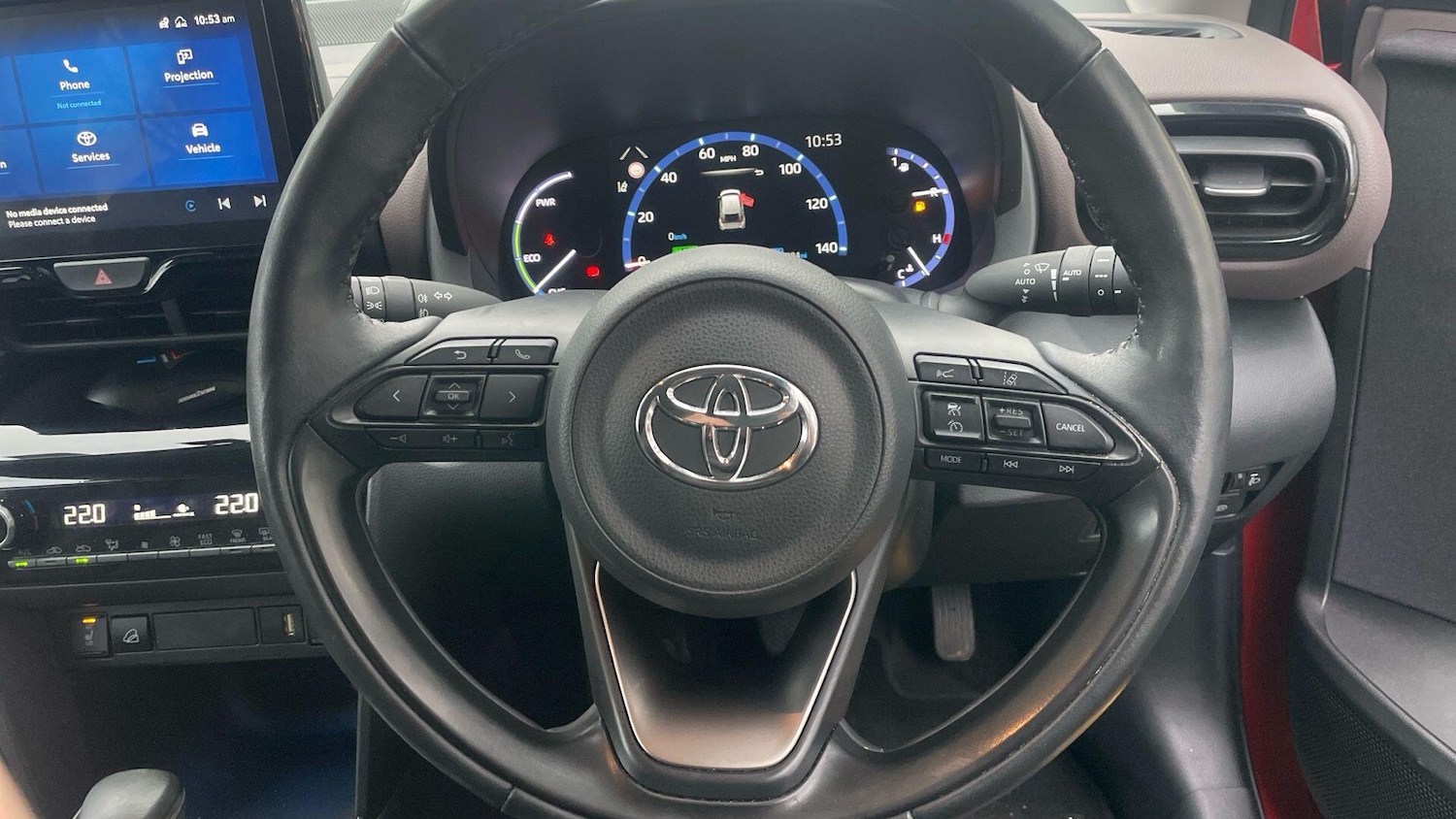 Used Toyota Yaris Cross 2023 for sale - 76945820: Photo 8