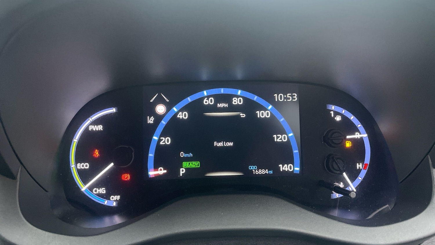 Used Toyota Yaris Cross 2023 for sale - 76945820: Photo 9