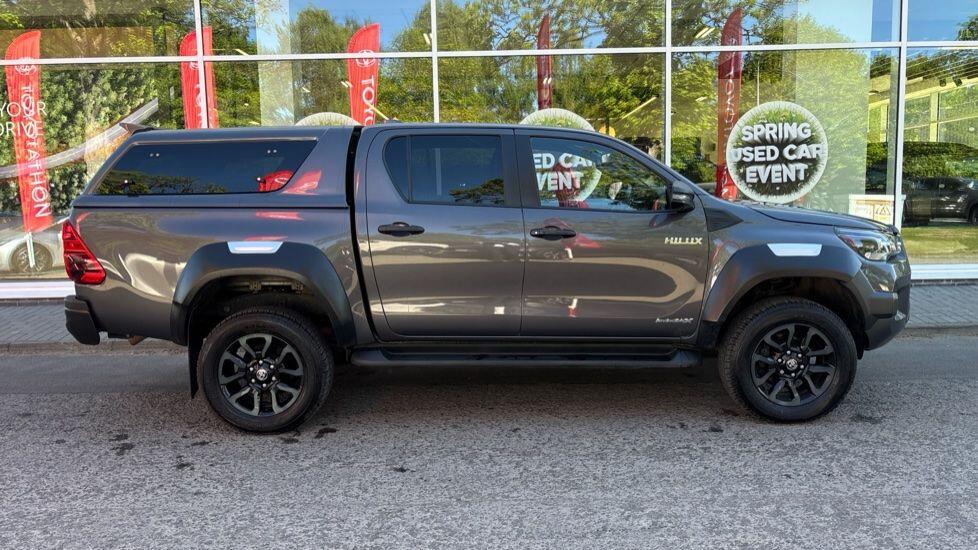 Used Toyota Hilux 2023 for sale - 77271249: Photo 9