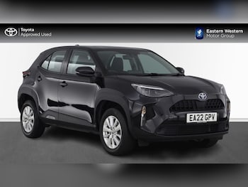 Used Toyota Yaris Cross 2022 for sale - 77104060: Photo