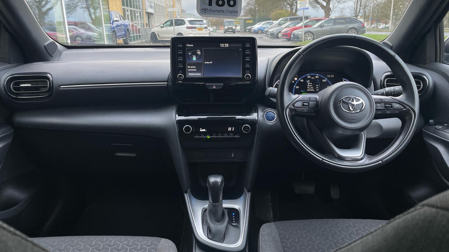 Used Toyota Yaris Cross 2023 for sale - 77403826: Photo 5