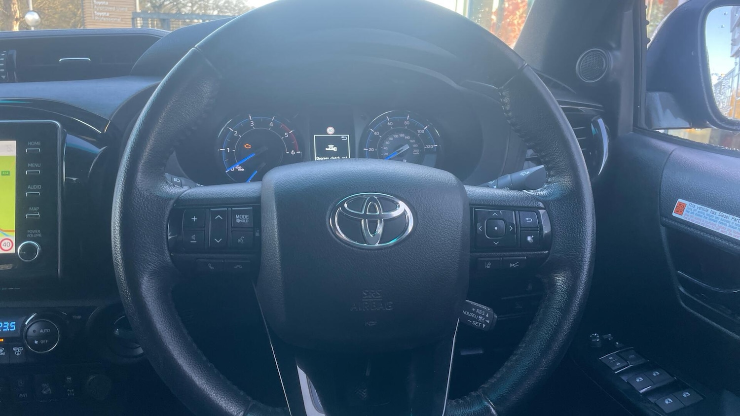 Used Toyota Hilux 2023 for sale - 77568642: Photo 10