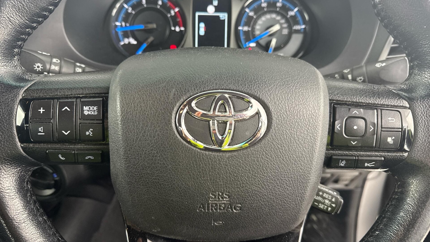 Used Toyota Hilux 2022 for sale - 77033298: Photo 8