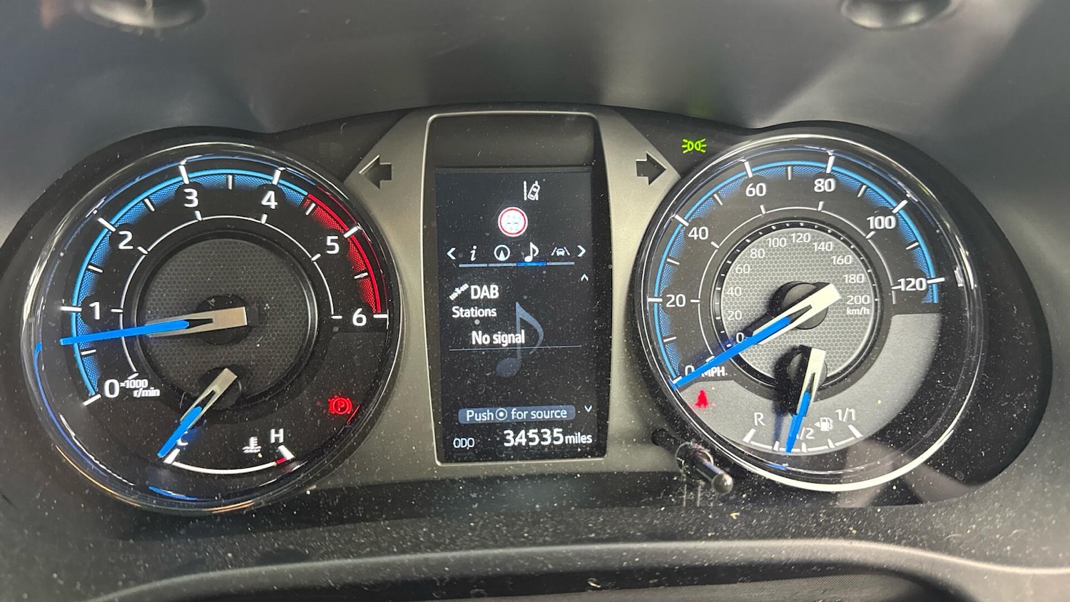 Used Toyota Hilux 2022 for sale - 77033298: Photo 9