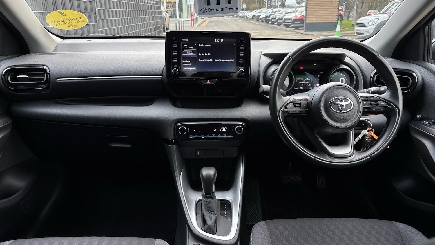 Used Toyota Yaris 2020 for sale - 77676208: Photo 5