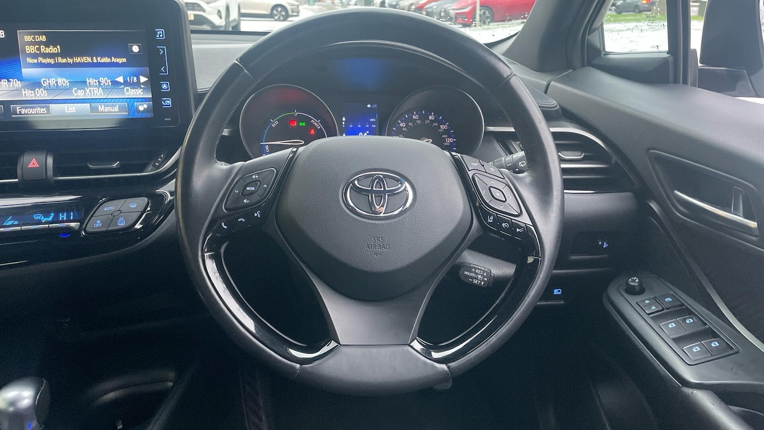 Used Toyota C-HR 2017 for sale - 77136033: Photo 6