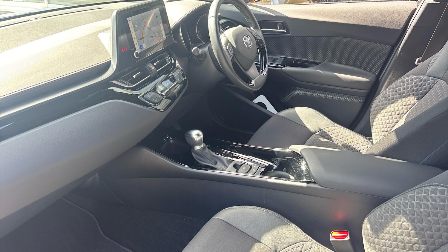 Used Toyota C-HR 2022 for sale - 76675278: Photo 10