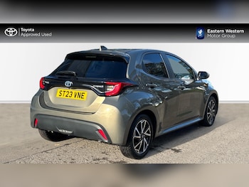 Used Toyota Yaris 2023 for sale - 76693277: Photo