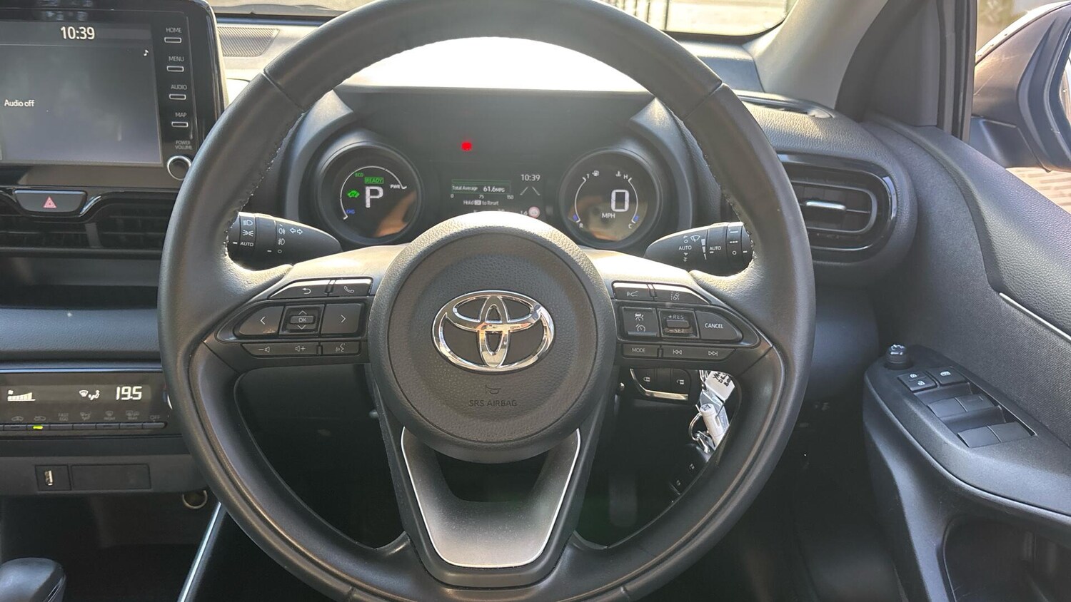 Used Toyota Yaris 2023 for sale - 76693277: Photo 8