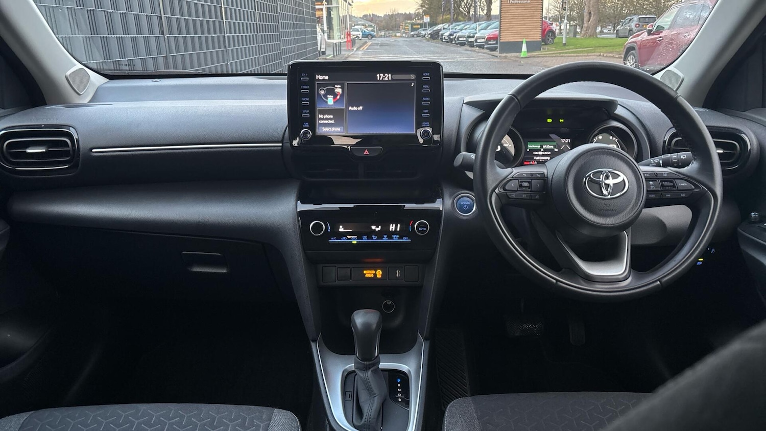 Used Toyota Yaris Cross 2024 for sale - 77715312: Photo 5