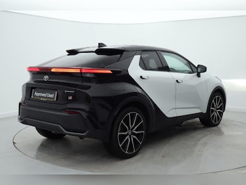 Used Toyota C-HR 2024 for sale - 77590236: Photo
