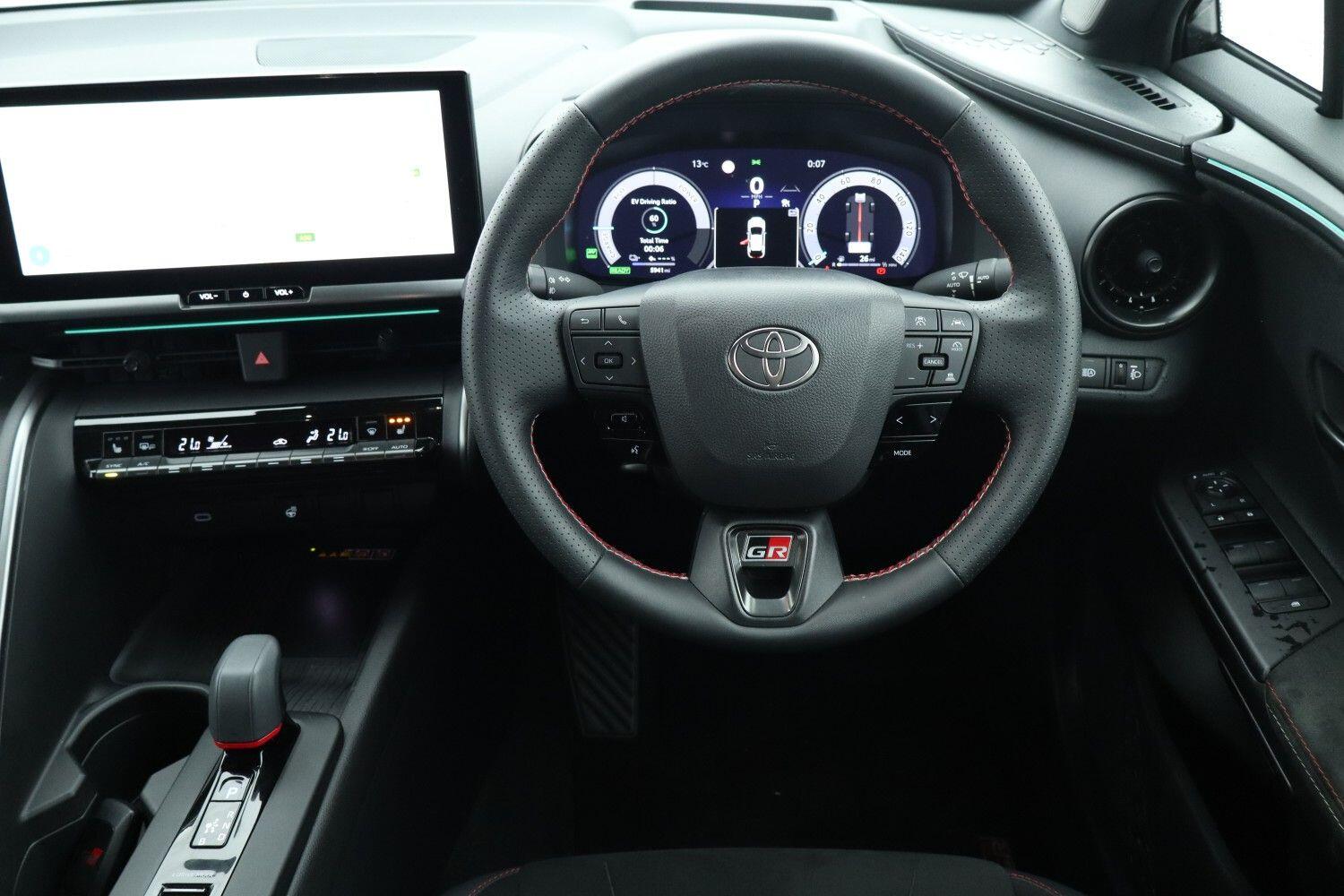 Used Toyota C-HR 2024 for sale - 77590236: Photo 8