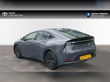 Used Toyota Prius 2025 for sale - 77403820: Photo